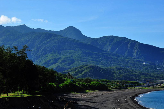 里龍山綠帶軸線道路美質提升計畫